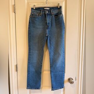 Levi’s Wedgie Straight Jean